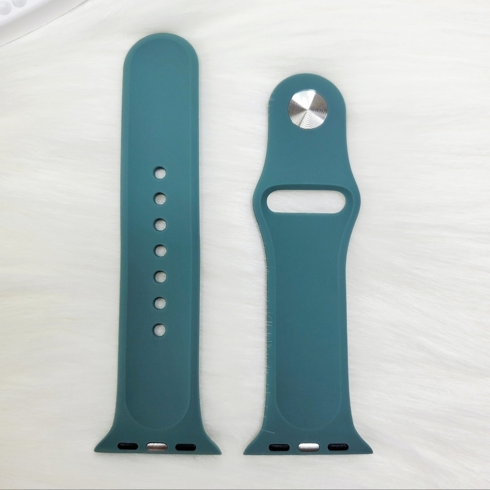 Silicone Apple watch Band Compatible with 45mm band 46mm band 49mm band 42mm - Picture 5 of 5